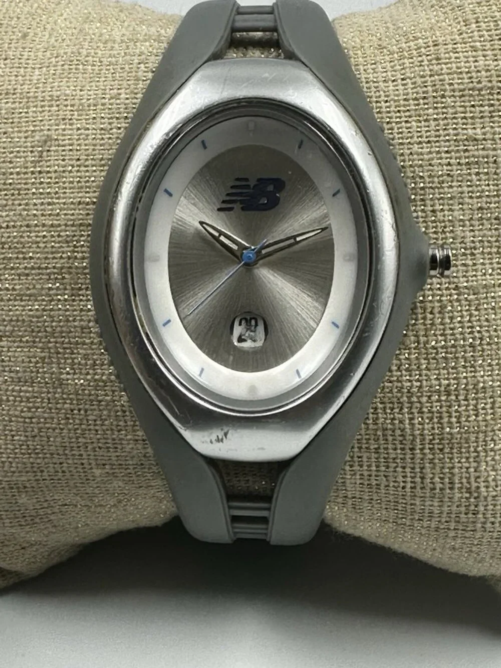 New Balance Watch Womens Silver Tone Oval Dial Date Window New Battery
